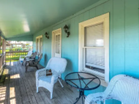 Charming House 1/2 Block from Bay フルトンのホテル