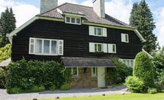 Mansion in Spa Liege with Private Garden