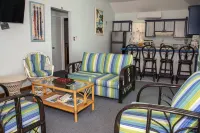 Easy Living Apartments Hotels in Placencia