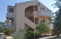 Apartments Vala Hotels near Kapelica sv. Nikola