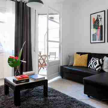 Prime Eixample Hideaway 6 Guests With Balcony by Myrentalhost Rooms