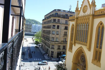 Pension Joakina Отели рядом со станцией Bilbao Donostia-San Sebastián