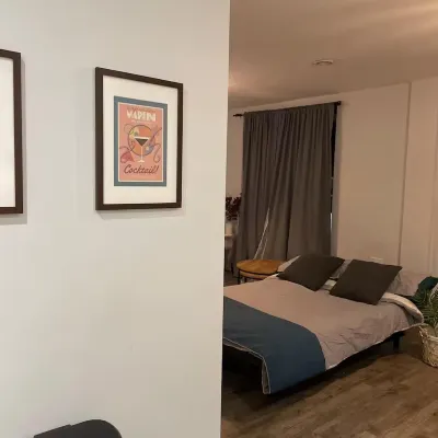 Stylish Retreat - Sleeps 6 Terrace-2Bedroom-Petsok Отели рядом с достопримечательностью «Сайрхолл Милл»