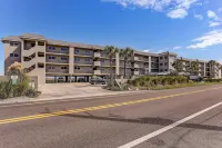 Renovated Seaside Condo with Gorgeous View of the Ocean
