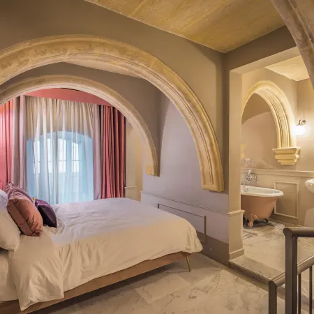 House of W Отели рядом с достопримечательностью «Каса-Рокка-Пиккола»