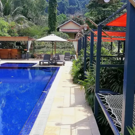 Q Bungalows