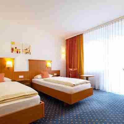 Hotel Am Steinberg Rooms
