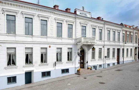 拉赫爾姆斯斯塔德酒店