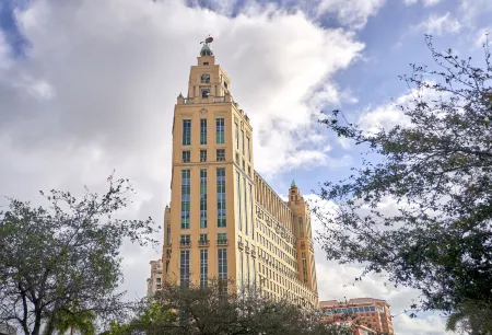 THesis Hotel Miami Coral Gables, Curio Collection by Hilton