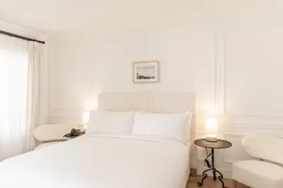 Cara Hotel in zona Osservatorio Griffith