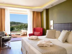 Royal Paradise Beach Resort & Spa