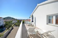 Apartments Mila Hotel a Pirovac