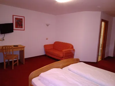 Weisskugel Gasthof Hotels in 