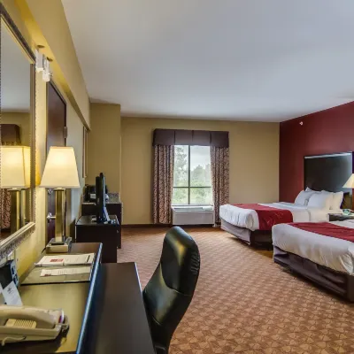 Comfort Suites Old Town Spring Hotels near Founders Baptist Church