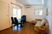 Salonikiou Beach Apartments & Villas