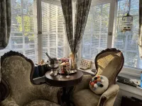 Harbinson House Hotels near SMUD Museum of Science and Curiosity