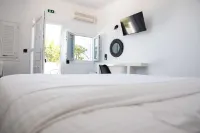 White Cave Villas Hotels in Finikia