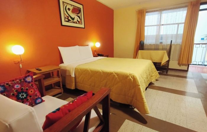 Hotel Yañez Inn
