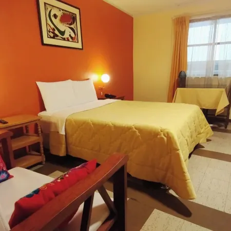 Hotel Yañez Inn