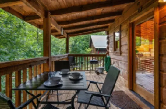 Sunrise Woods Retreat