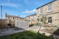 Host Stay Cheviot House Hotels near Farne Islands