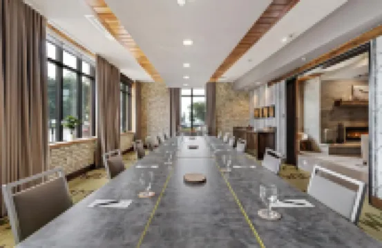 Hotel Indigo TRAVERSE CITY by IHG