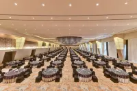 Hotel Sahara Star