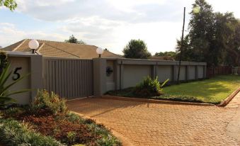 A Pristine BB Located in Belvedere Harare - 2006
