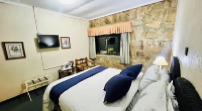 松樹旅館酒店 尼揚加酒店