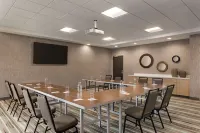 Home2 Suites by Hilton Madison Central Alliant Energy Center Hotels in Fitchburg