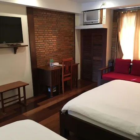 Mango Valley Hotel 1