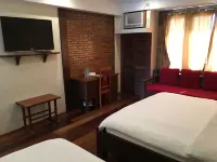 Mango Valley Hotel 1