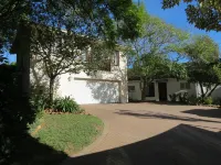 1 on Ross Hotels in Grahamstown