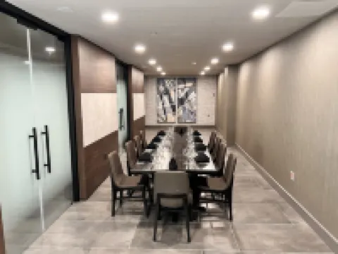 ダブルツリー バイ ヒルトン ブルーミントン - ミネアポリス サウス ブルーミントンのホテル