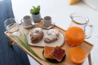 Il Pumo - Apulian Rooms Bari Piazza Moro Hotels in Bari