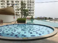Comfort and Tidy 2Br at Cinere Bellevue Suites Apartment - Condos