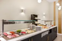 Corso Hotel Pécs - breakfast