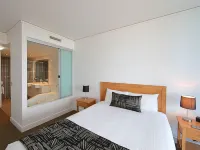Manta Bargara Hotels in Bargara