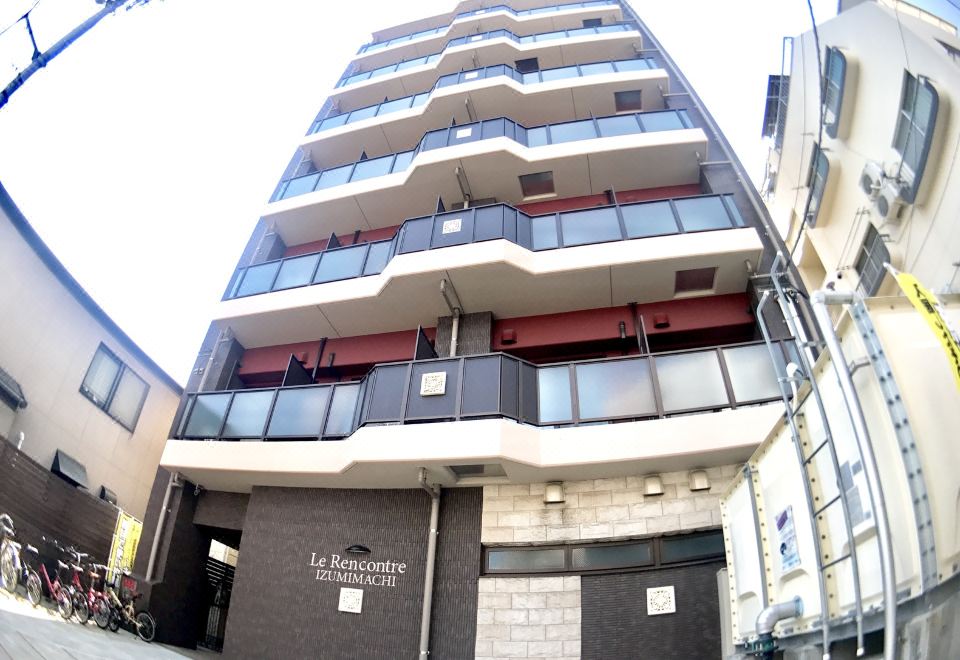 라 렌콘트레 이즈미마치