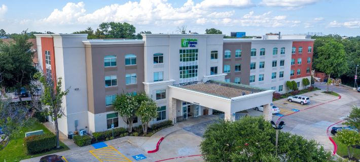 Holiday Inn Express & Suites ARLINGTON NORTH – STADIUM AREA by IHG Hotels in Arlington