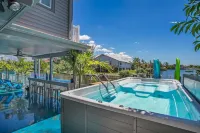 Latitude 26 Waterfront Boutique Resort - Bonita Springs Hotels in North Naples