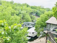Margaritaville Lakefront 6 Bed/5 Bath/Swim Dock/ Boat Dock/ Firepits/Game Area