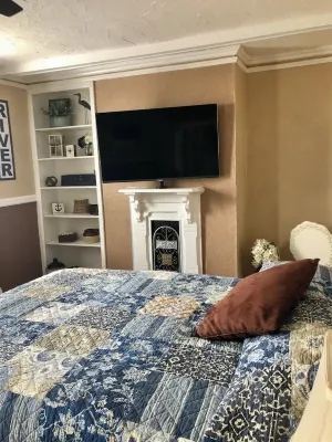 The Sunny Place Apt. 1/Bed F/B W/D full kitchen sunroom deck فنادق في Port Deposit