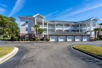 Spacious 3 Bedroom 2 Bath Golf Course Condo at Magnolia North in Myrtle Beach! Hotels in Horry County