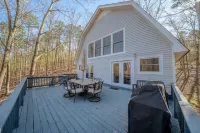 Secluded Haven - WiFi, Nature Retreat, Peaceful Getaway