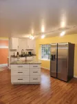 Well-Equipped Kitchenette and Modern Appliances - Charming Cozy