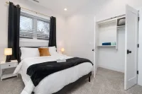 Sophisticated Amenities and Cultural Heritage - Elegant Urban Oasis