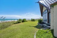 Spectacular Ocean Views and Beach Gear Rentals - Charming Oasis