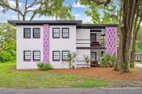 Spacious Yard and Quick Access to Beach - Charming Vintage Retreat