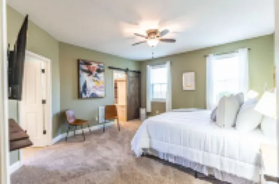 Spacious Retreat - Perfect for Groups, Ideal for Relaxing